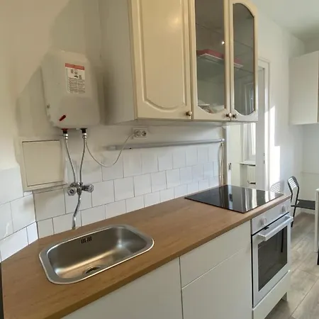 Sportarena & Stadion Apartman H-62